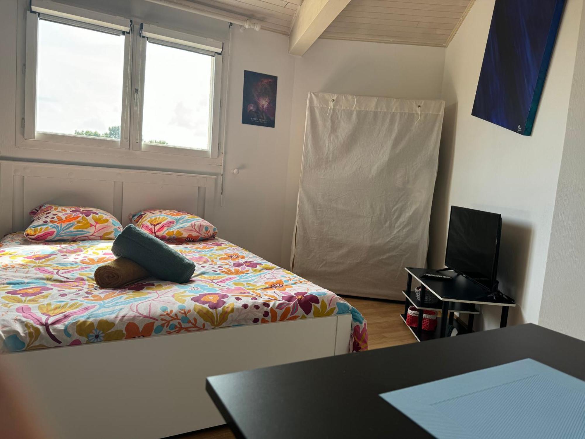Ode Au Bassin Bed & Breakfast Миос Екстериор снимка