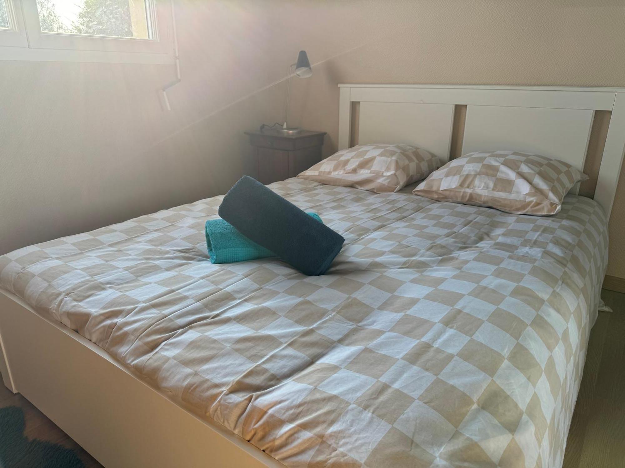 Ode Au Bassin Bed & Breakfast Миос Екстериор снимка